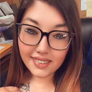 Meet your Posher, Dolcey